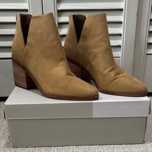 BP Brynne Pointed Toe Ankle Boot